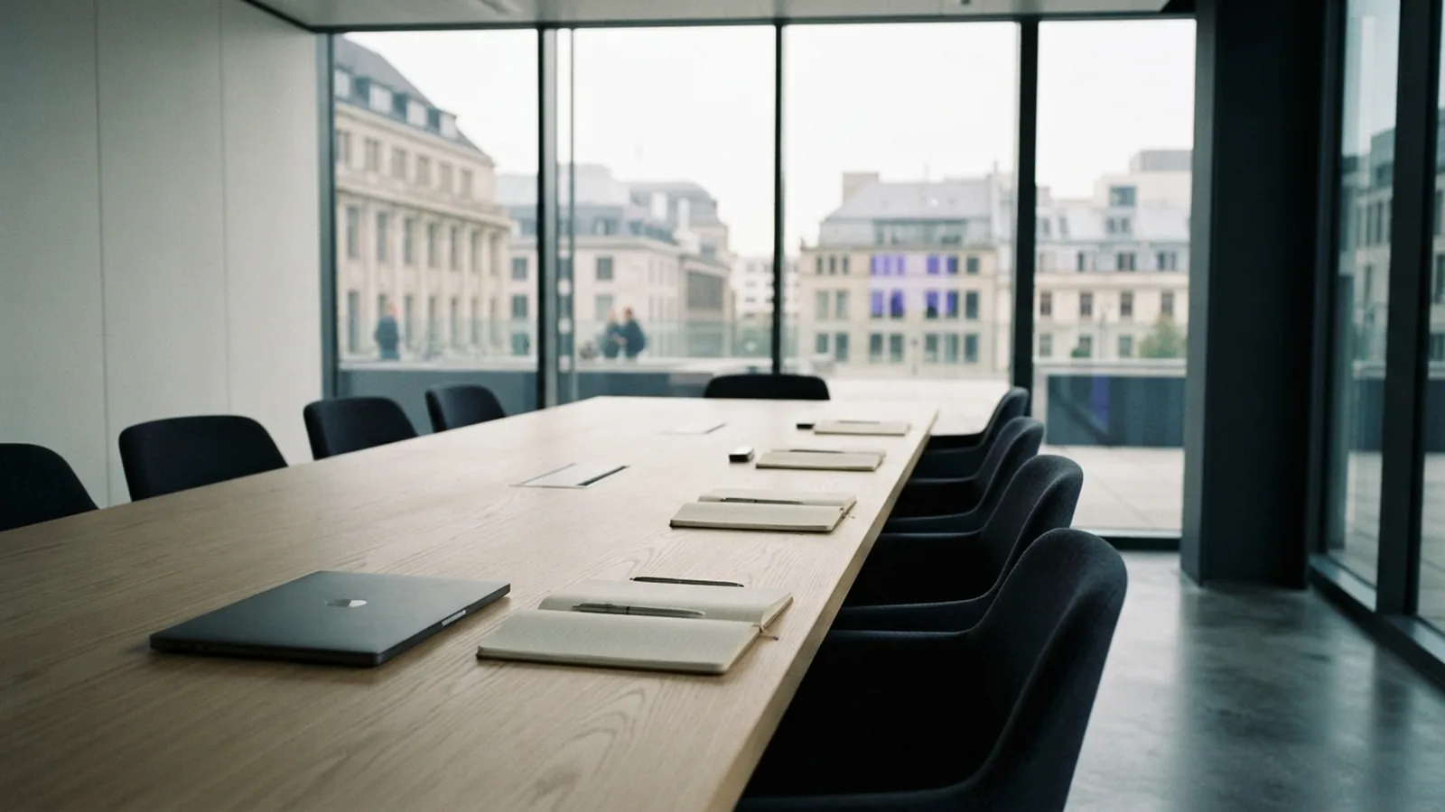How to Transfer Business Ownership With Less Risk